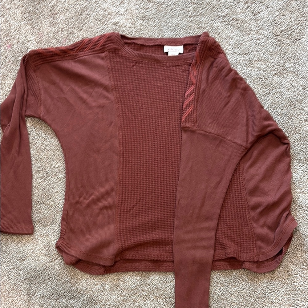 Ariat Brick Red Textured Knit Top Medium